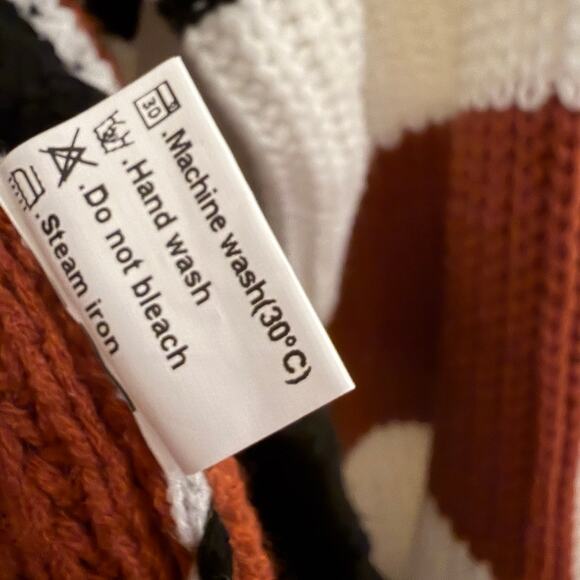 ZESICA Women’s Color Block Striped Knit Sweater Black Brown White Size Large - Picture 5 of 7